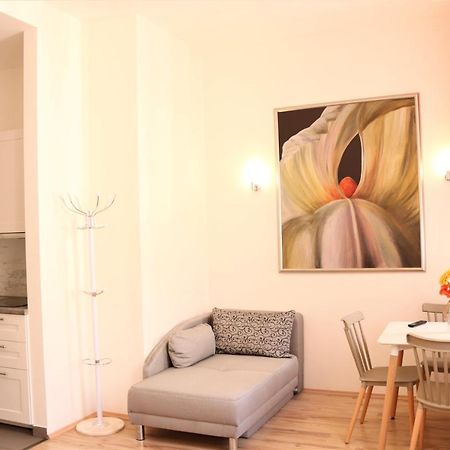 Flowers Apartments Prague Exterior photo