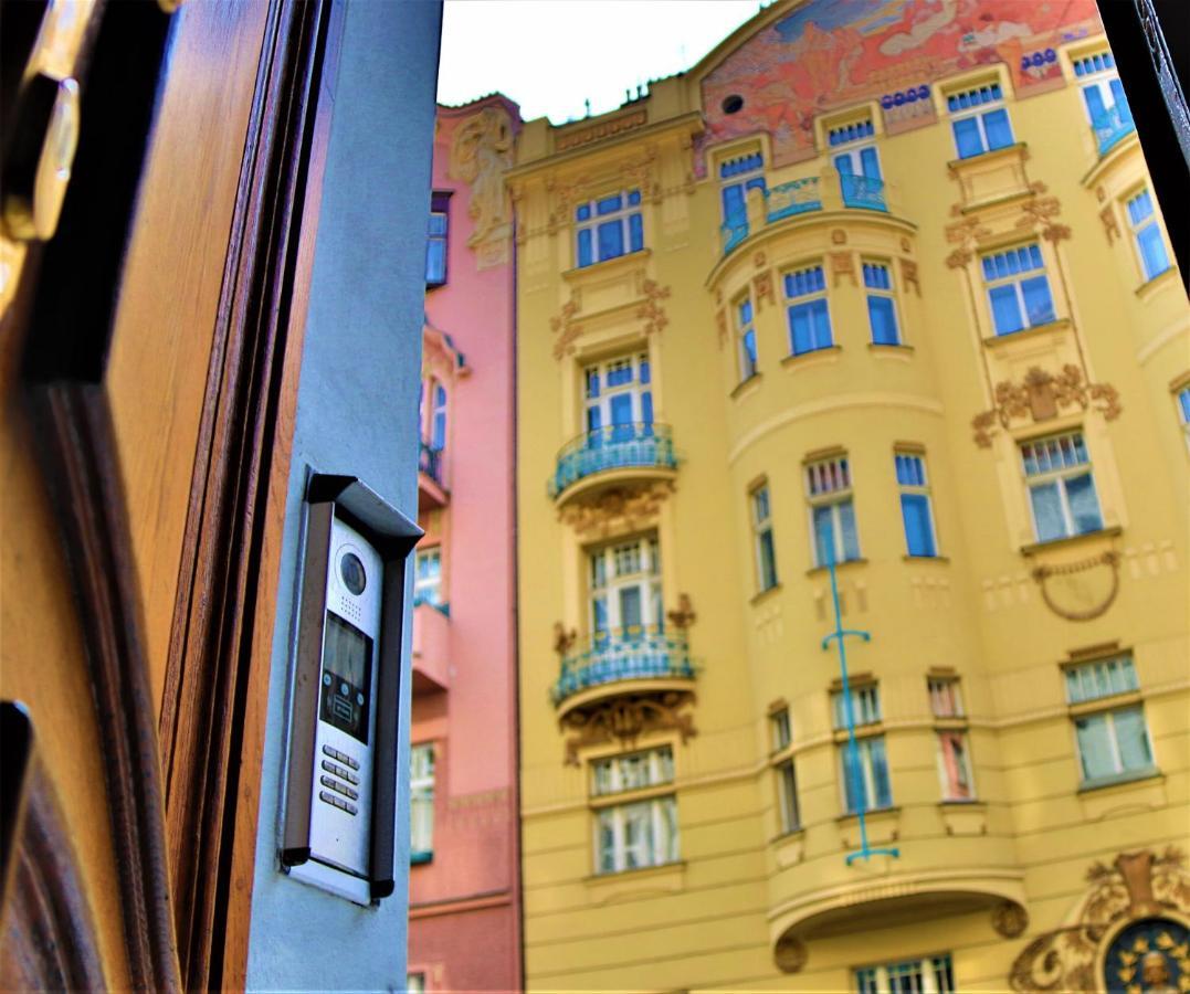 Flowers Apartments Prague Exterior photo